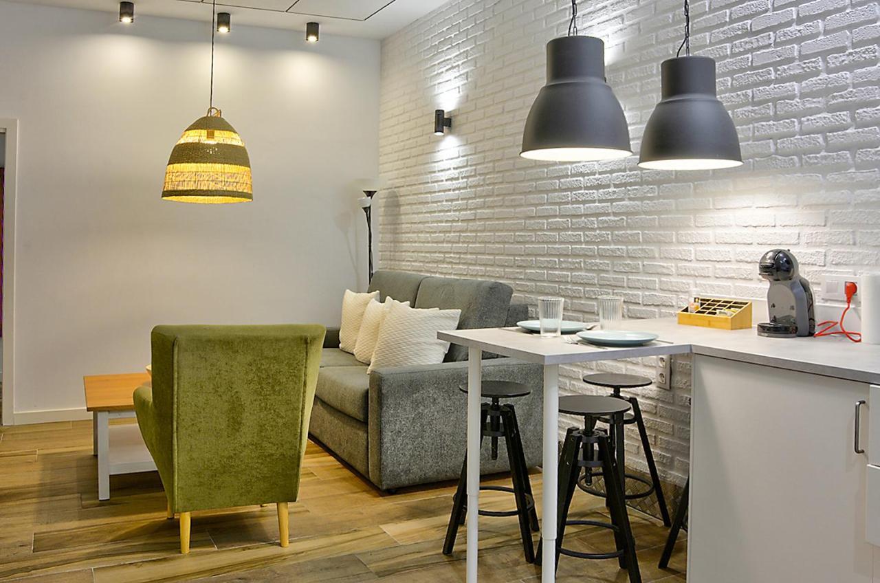 Apartsuite B&R Triana Arellano セビリア エクステリア 写真