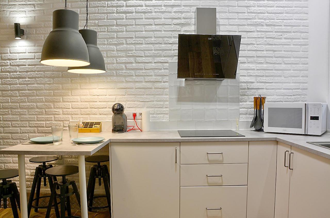 Apartsuite B&R Triana Arellano セビリア エクステリア 写真