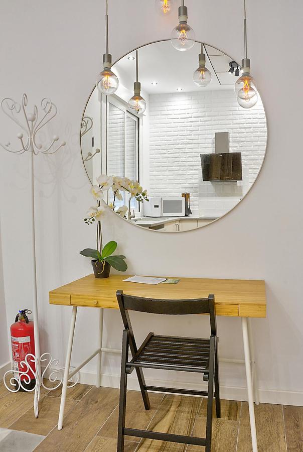 Apartsuite B&R Triana Arellano セビリア エクステリア 写真
